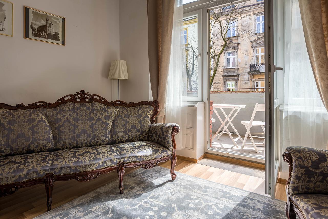 Fragola Budget Apartments & Rooms Krakow Ngoại thất bức ảnh