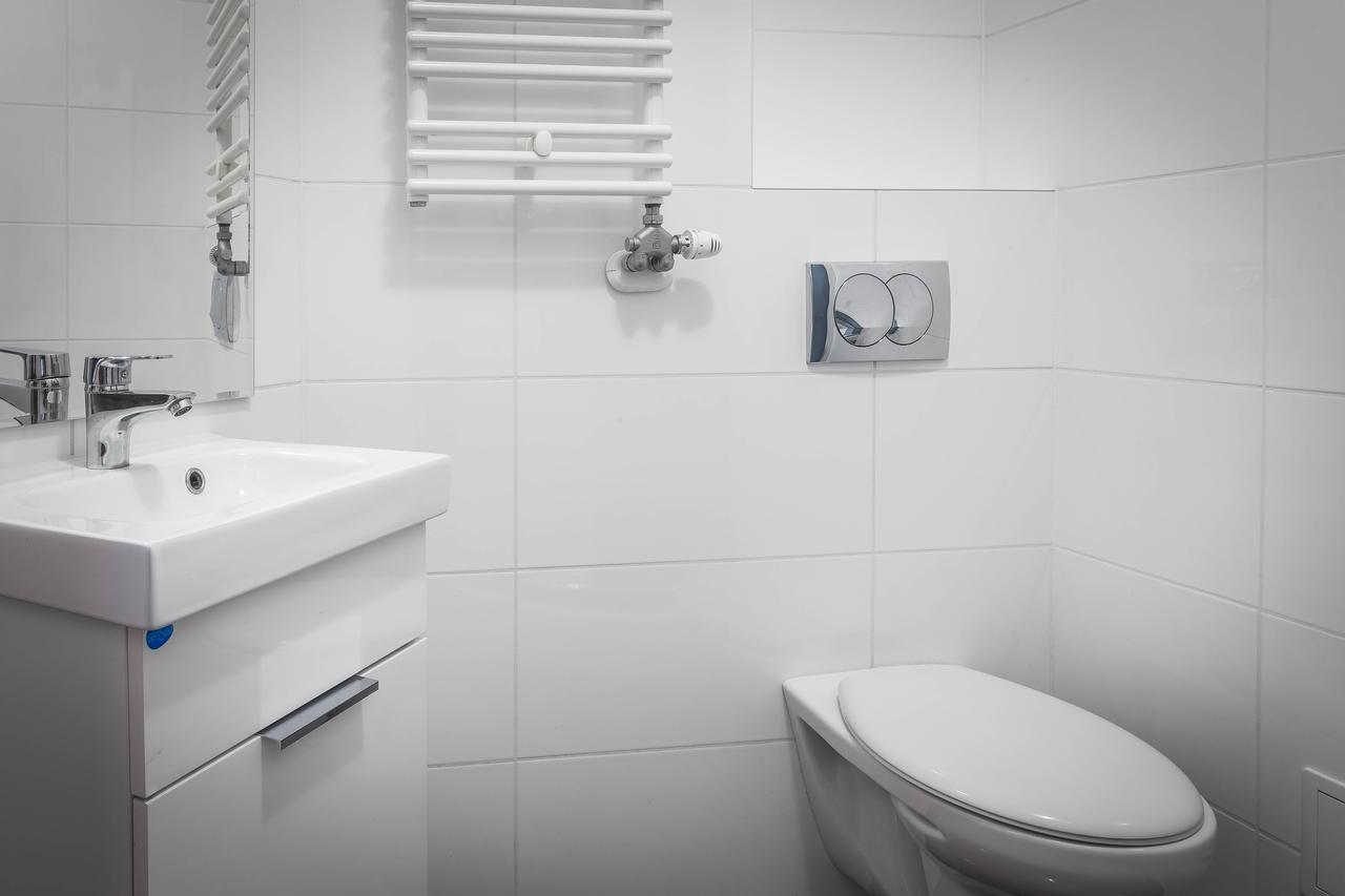 Fragola Budget Apartments & Rooms Krakow Ngoại thất bức ảnh